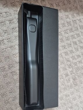 ghd Black and Gold Styling Iron Box